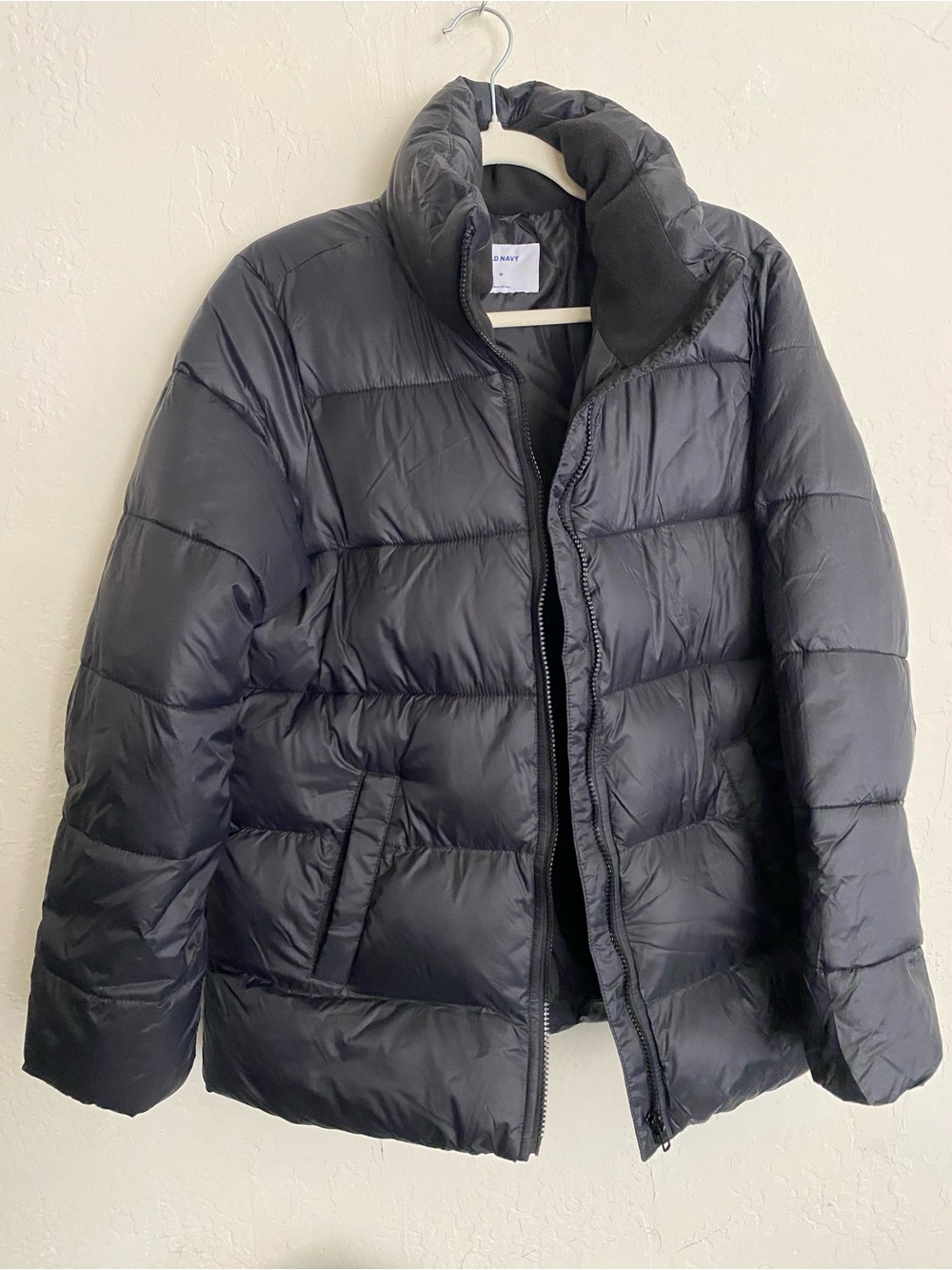 Last chance NWTOld Navy Black Puffer Jacket Medium